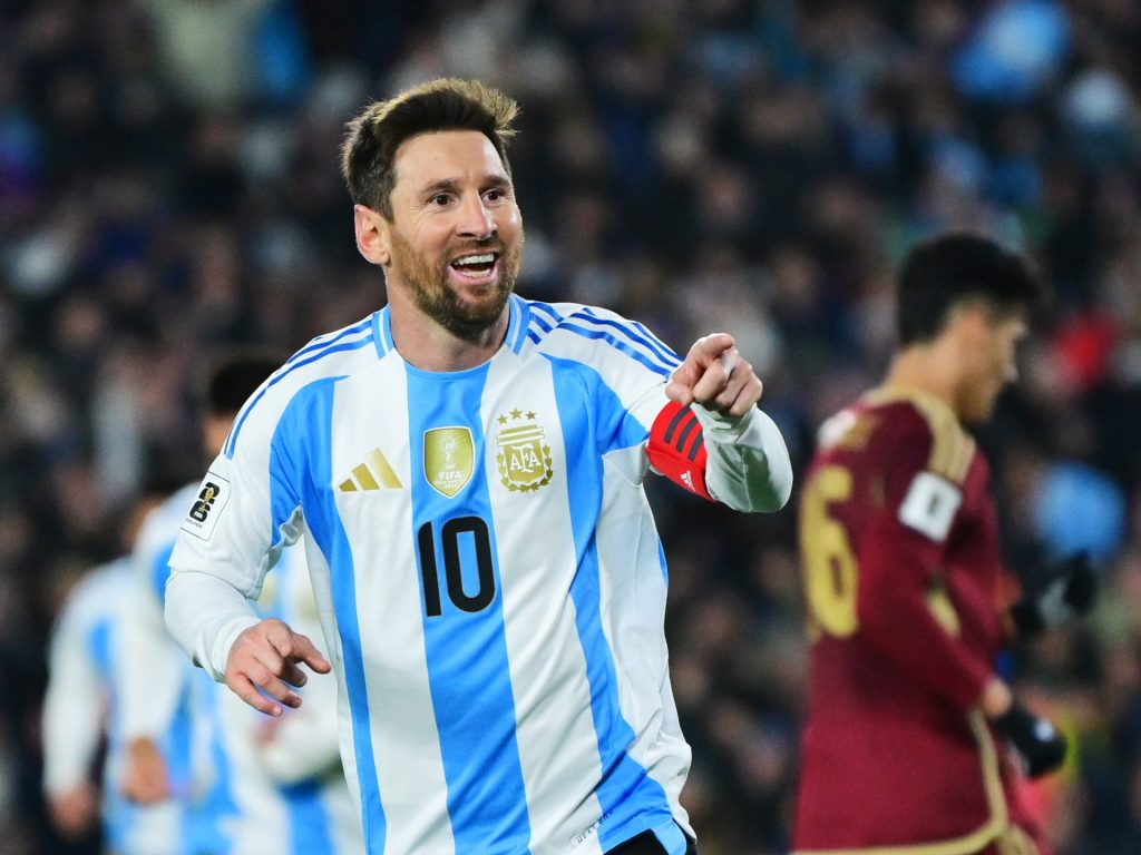 إنجازات ميسي الفردية والجماعية مع منتخب الأرجنتين