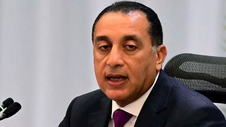 بطول 4 كم.. نزع ملكية عقارات لاستعدال طريق الصعيد الصحراوي الغربي