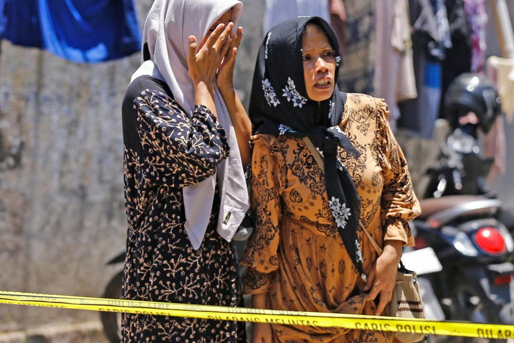 جلبت الميزانية العمومية إلى 14 قتيلاً و 49 مفقودة بعد انهيار المدرسة