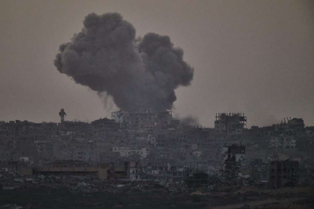 ماذا يفكر الإسرائيليون في الهجوم في قطاع غزة؟ افهم في ثلاث دقائق