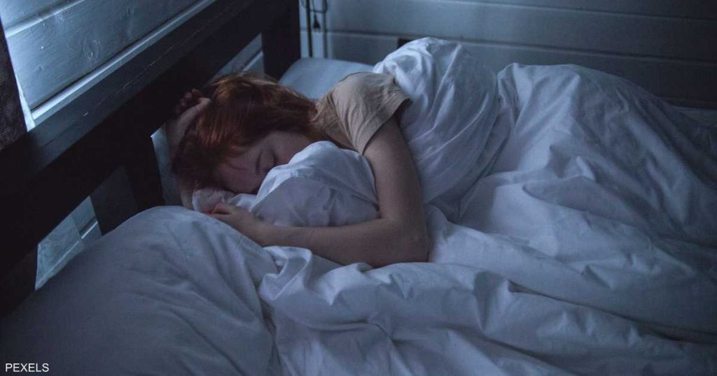 النوم على فترتين.. عادة قديمة توقف عنها أجدادنا