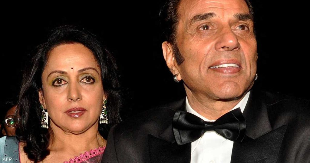 وفاة أسطورة السينما الهندية.. دارمندرا