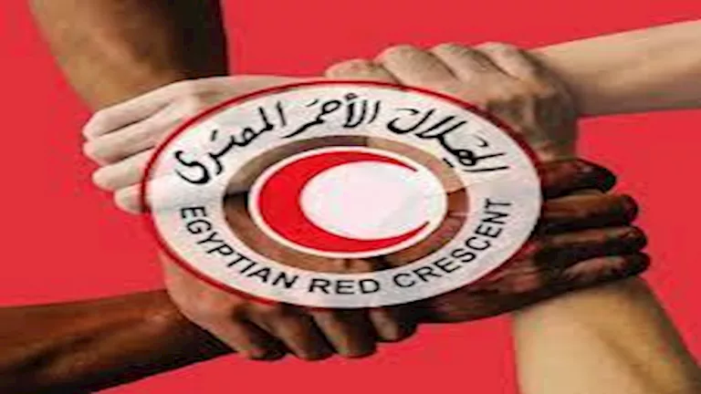 آخرها قوافل زاد العزة.. ماذا قدم الهلال الأحمر المصري لأهالي غزة؟
