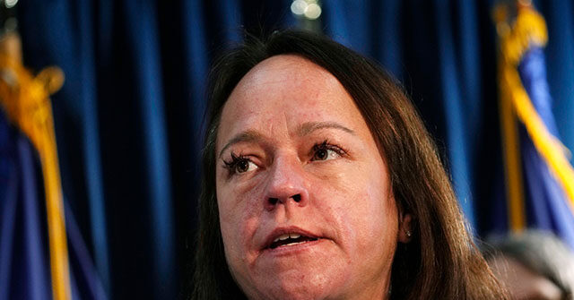 وفاة نائب كولورادو في حادث تحطم سيارة