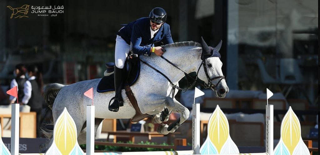 "قفز السعودية" في نسختها الخامسة تسجل رقمًا استثنائيًّا في أعداد الفرسان