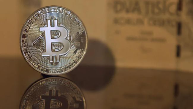 استعادة أم تراجع؟ تكافح عملة البيتكوين في هذه المنطقة الحاسمة