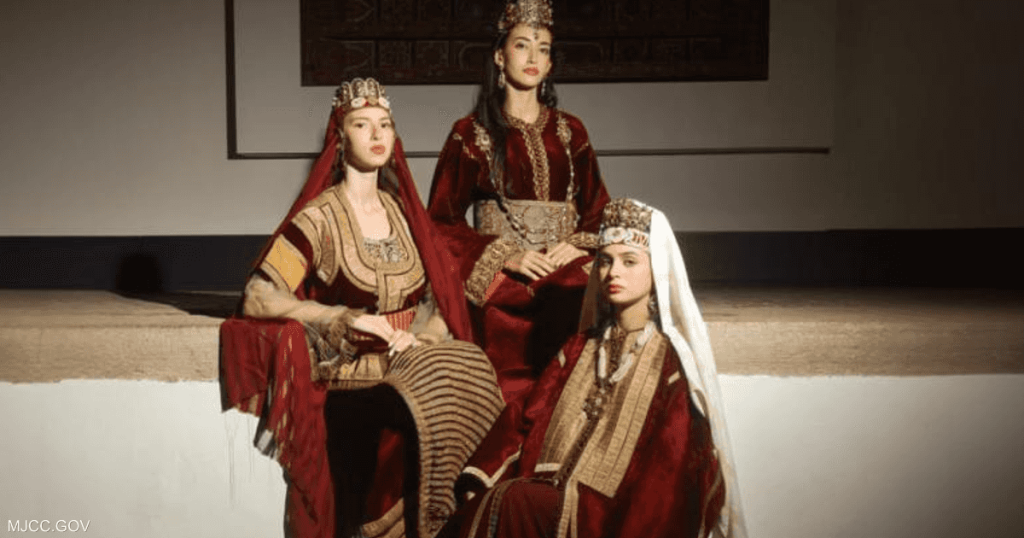 “اليونسكو” تصادق على تسجيل القفطان المغربي تراثا عالميا