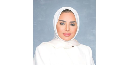 وزيرة الشؤون تدعو موظفي «الأعلى للأسرة» لرفع شهاداتهم العلمية