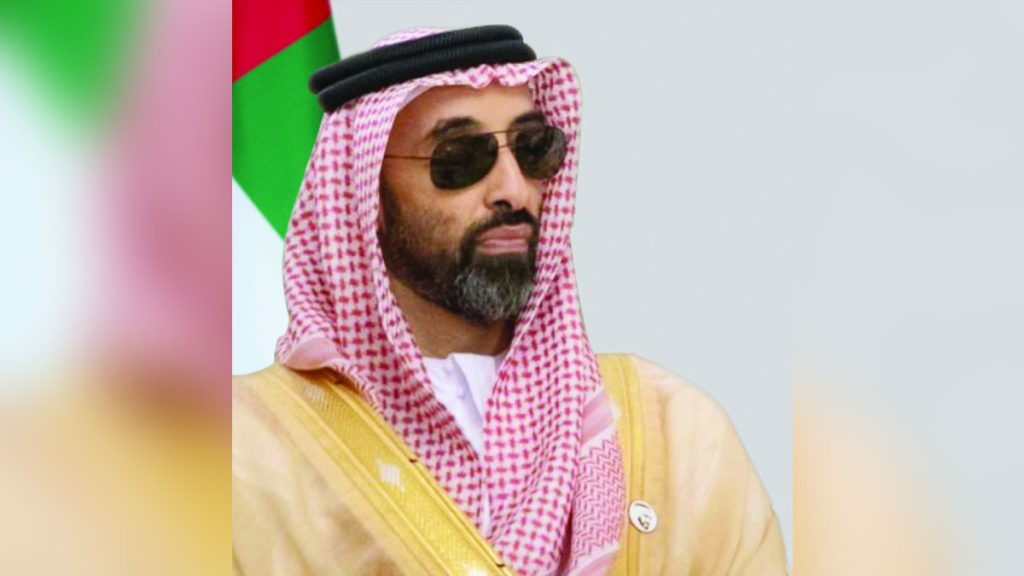 طحنون بن زايد ومدير “إف بي آي” يبحثان تعميق الشراكة الاستراتيجية