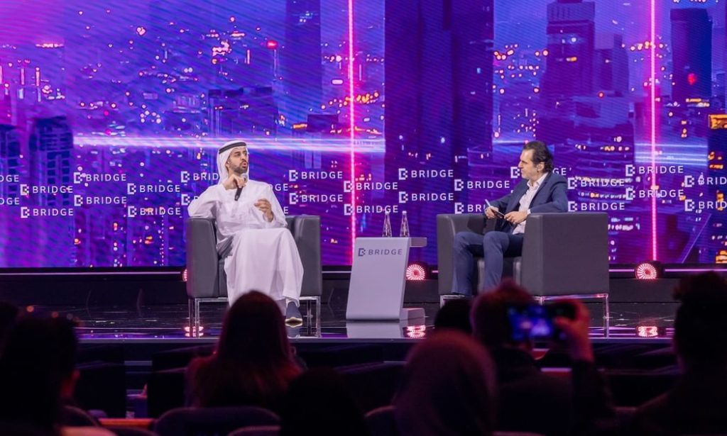 العلماء: الإمارات تقود نهجاً استباقياً لتنظيم الذكاء الاصطناعي عالمياً