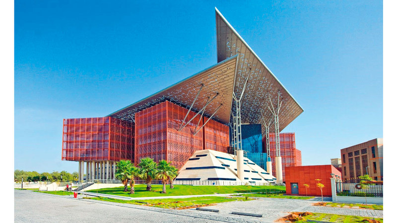 «عيب مصنعي» في مطحنة توابل يتسبب في بتر إصبع ربة منزل