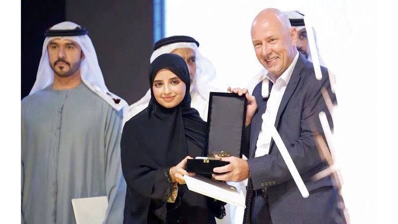 تجربة منزلية في صناعة الحلويات تهدي «ميرة» متجراً بمليوني درهم