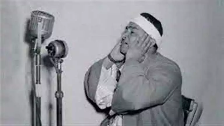 حفيد مصطفى إسماعيل: أهدينا تسجيلات جدي للإذاعة.. والشيخ رفض تلاوة القر