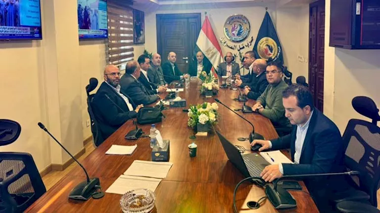 غرفة عمليات حماة الوطن تتابع التصويت في انتخابات الـ30 دائرة ملغاة بال