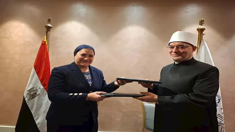 “القومي للطفولة والأمومة” ودار الإفتاء يوقعان بروتوكول لتعزيز التعاون