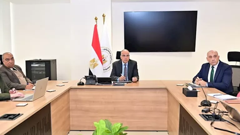 وزير الري يبحث تفعيل المجلس الأعلى للمياه وتعزيز حوكمة إدارة الموارد ا