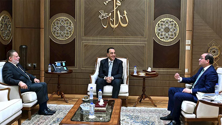 رئيس الوزراء يتابع التنسيق بين السياستين المالية والنقدية لدعم النشاط