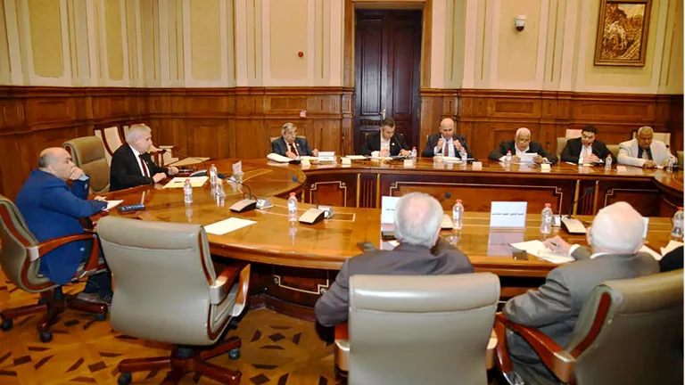 “زراعة الشيوخ” تطالب بمراجعة قرار رفع القيمة الإيجارية لأراضي الأوقاف