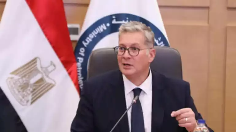 وزير البترول يكشف حجم المخزون الهائل من الذهب بمنجم السكري -(فيديو)