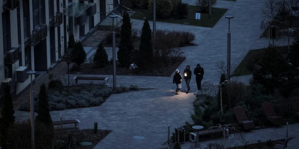 بث مباشر، الحرب في أوكرانيا: نصف مدينة كييف لا يزال بدون كهرباء بعد الهجمات الروسية الأخيرة، وفقًا للحكومة