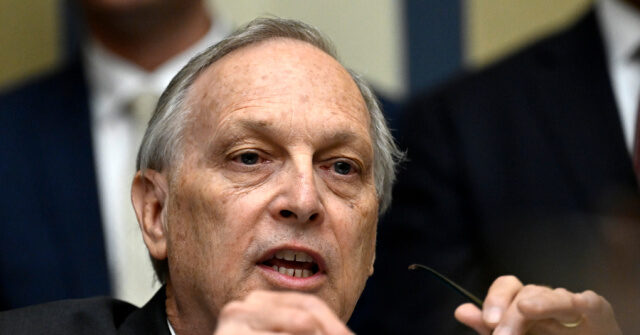 حصريًا–Biggs يسلم إطار الرعاية الصحية لقيادة الحزب الجمهوري، ويحث على اتخاذ إجراء