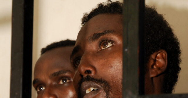 إدارة الأعمال الصغيرة تكشف عن عملية احتيال بقيمة مليون دولار في المجتمع الصومالي في ولاية مينيسوتا