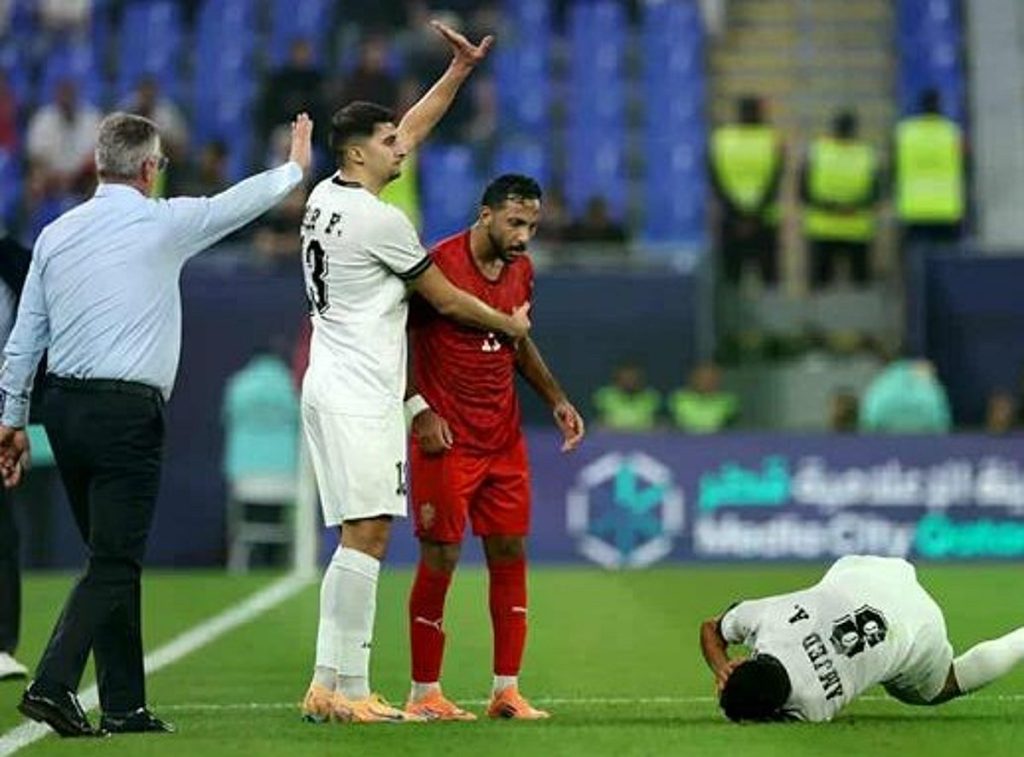 إيقاف لاعب البحرين إبراهيم الختال 3 مباريات وتغريمه بعد الاعتداء على لاعب العراق