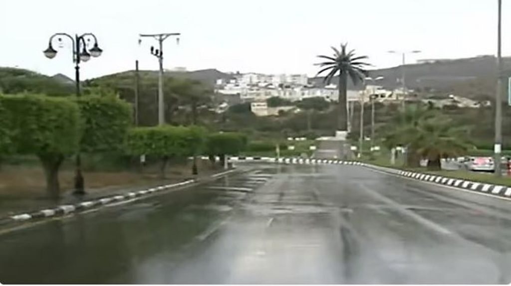 الدفاع المدني: أمطار رعدية على مناطق المملكة من الغد حتى الخميس