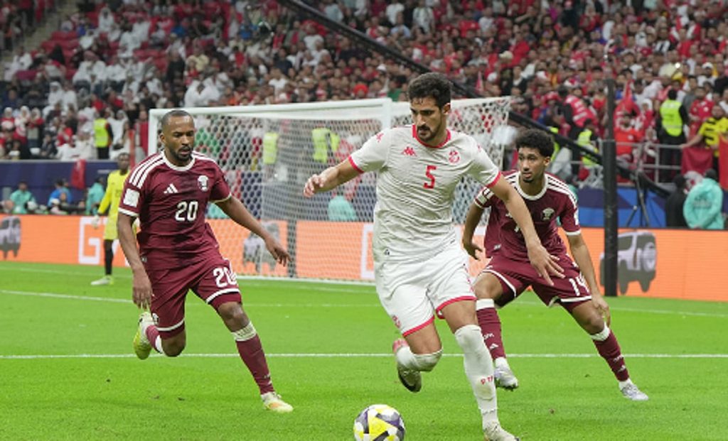 المنتخب القطري يخسر من نظيره التونسي بثلاثية نظيفة ويغادران كأس العرب