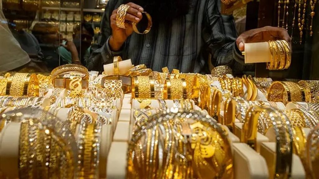 بعد ارتفاعه عالميًا.. سعر الذهب في السعودية لكل الأعيرة اليوم الاثنين 17-6-1447
