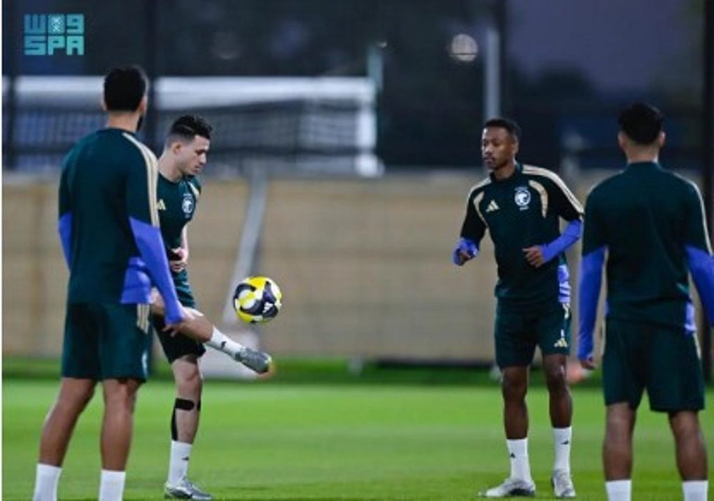 الأخضر يختتم تحضيراته للقاء فلسطين في الدور ربع النهائي لكأس العرب 2025