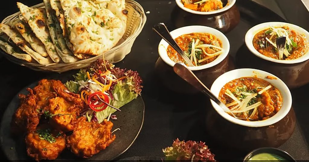 استشاري يحذر من سلوكيات خاطئة بشأن مواعيد تناول الطعام