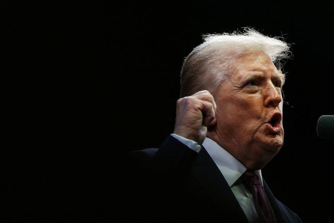   الرئيس الأمريكي دونالد ترامب يخاطب لجنة الحرية الدينية بالبيت الأبيض في متحف الكتاب المقدس في واشنطن العاصمة، 8 سبتمبر 2025.