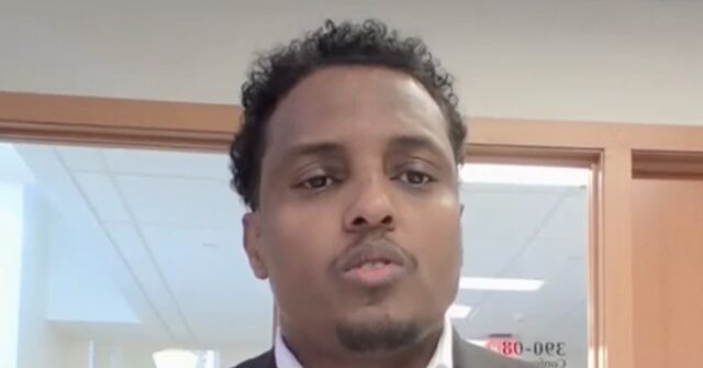 شركة ICE تطلب التوثيق تبدو وكأنها في ثلاثينيات وأربعينيات القرن العشرين في ألمانيا