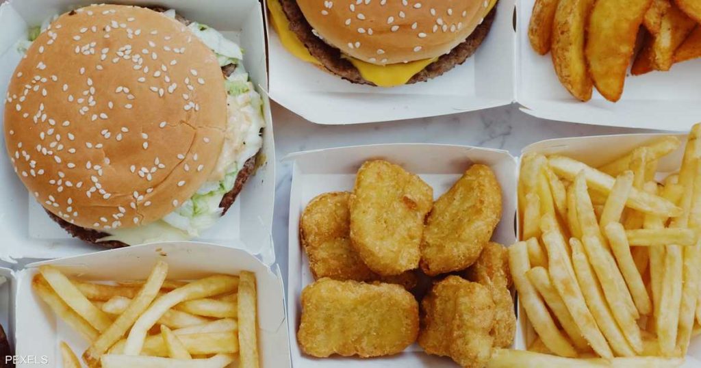 دراسة جديدة تكشف أضرار الأطعمة الجاهزة على القلب