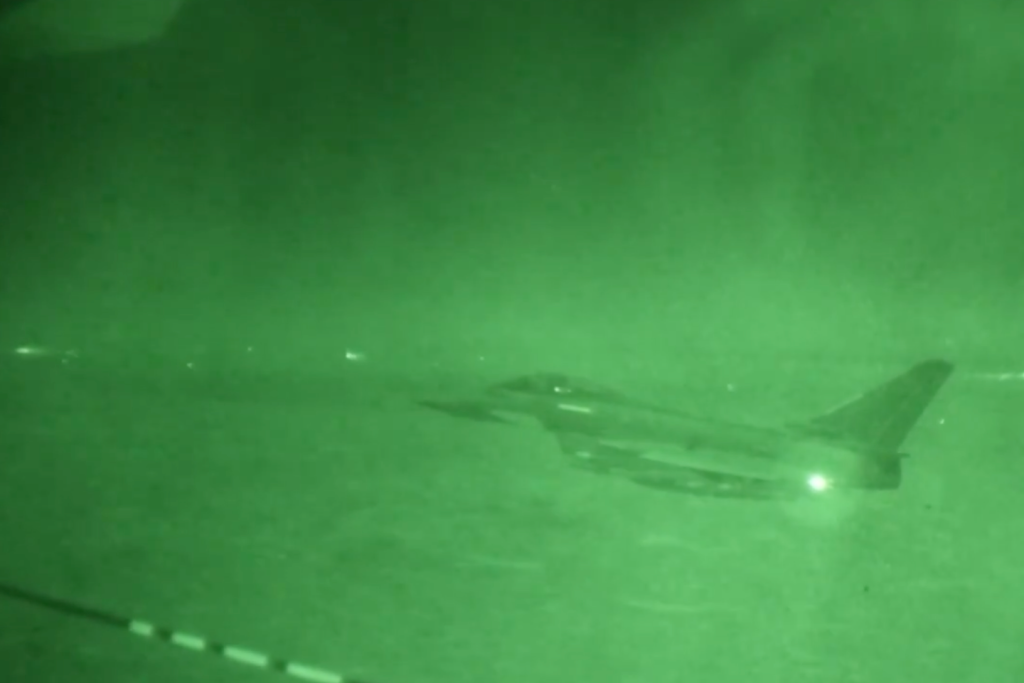 الجيش الفرنسي يؤكد أنه نفذ ضربة مع المملكة المتحدة ضد تنظيم الدولة الإسلامية في سوريا