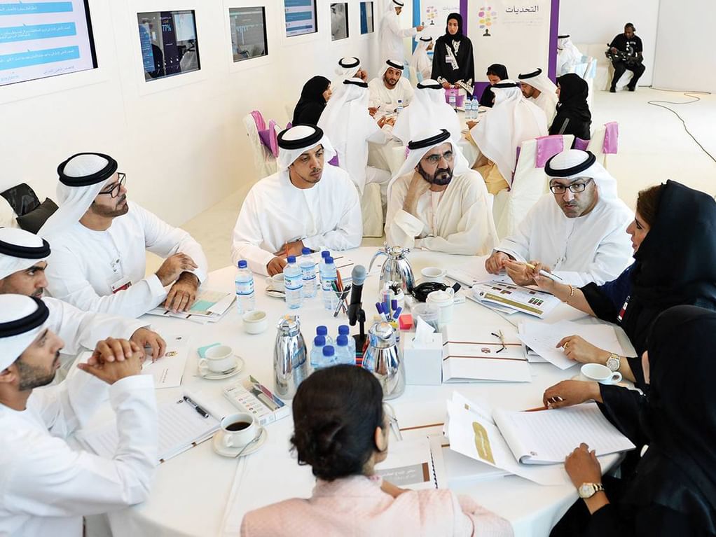 الخلوات الوزارية نهج مبتكر بقيادة محمد بن راشد رسخ حكومة الإمارات مرجعاً عالمياً في تحقيق القفزات التنموية