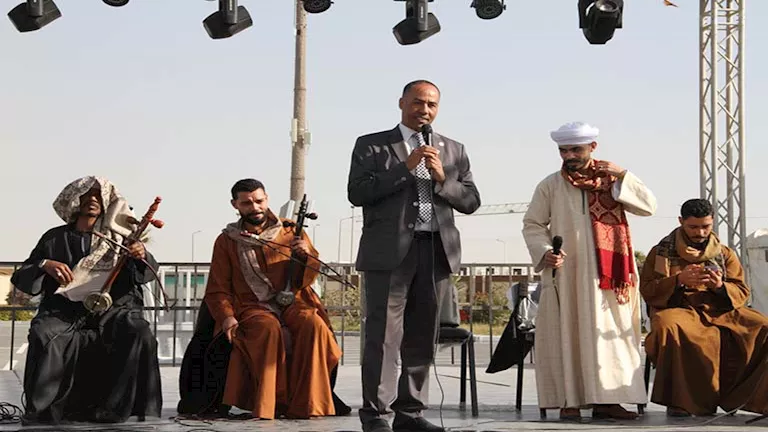 «أهلنا وناسنا».. السيرة الهلالية بمعرض القاهرة للكتاب- (صور)