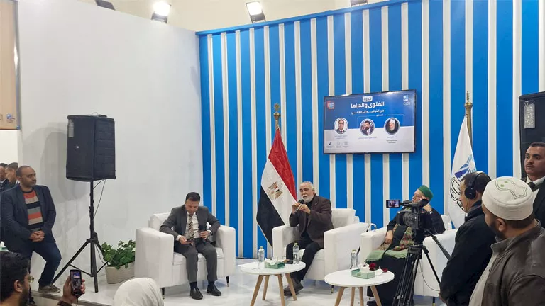 الدكتور علي جمعة يحذر من الخلط بين الدين والفن السينمائي