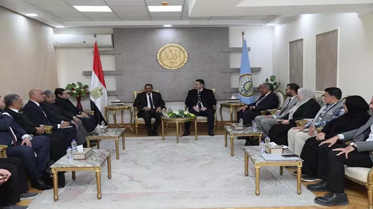محافظ مطروح يلتقي رئيس هيئة المحطات النووية لدعم مشروع الضبعة النووي
