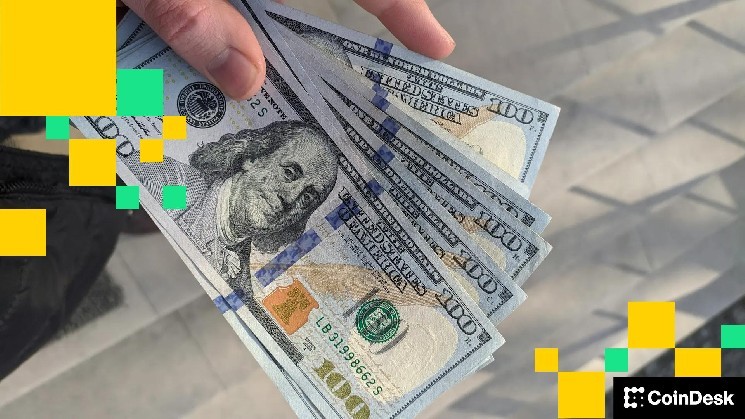 العملات البديلة تقفز مع انخفاض الدولار، وثبات عملة البيتكوين: أسواق العملات المشفرة اليوم