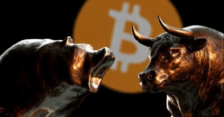 ترتفع احتمالات تفوق البيتكوين على الذهب في عام 2026 إلى 59٪ في Polymarket