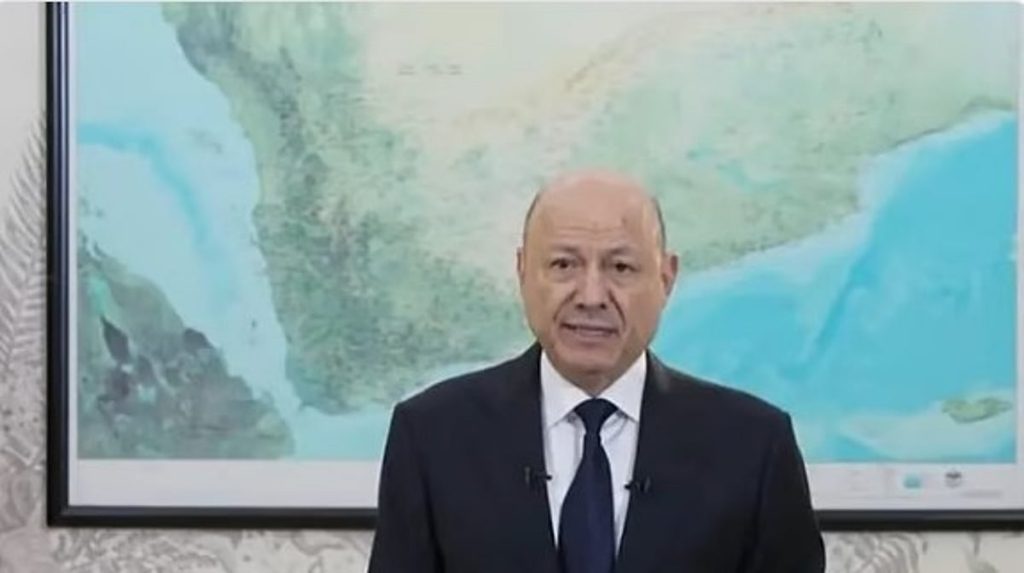 العليمي يتقدم بطلب إلى المملكة لاستضافة مؤتمر جنوبي شامل بالرياض