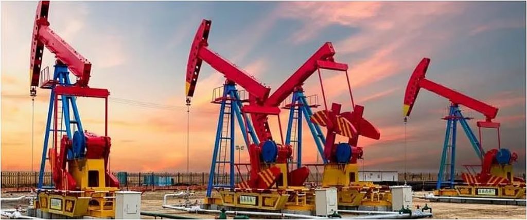 النفط يحافظ على مكاسبه.. وخام برنت يسجل 66 دولارا للبرميل