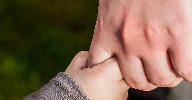 “كذب WaPo يفضح زيفه” ICE تحتجز … عنوان رئيسي عمره 5 سنوات في الفقرة الخامسة