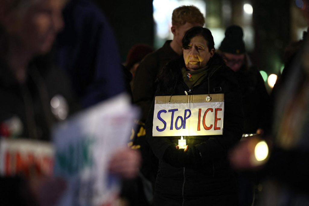 وفي مينيابوليس، يرفض القاضي منع عمليات شرطة الهجرة