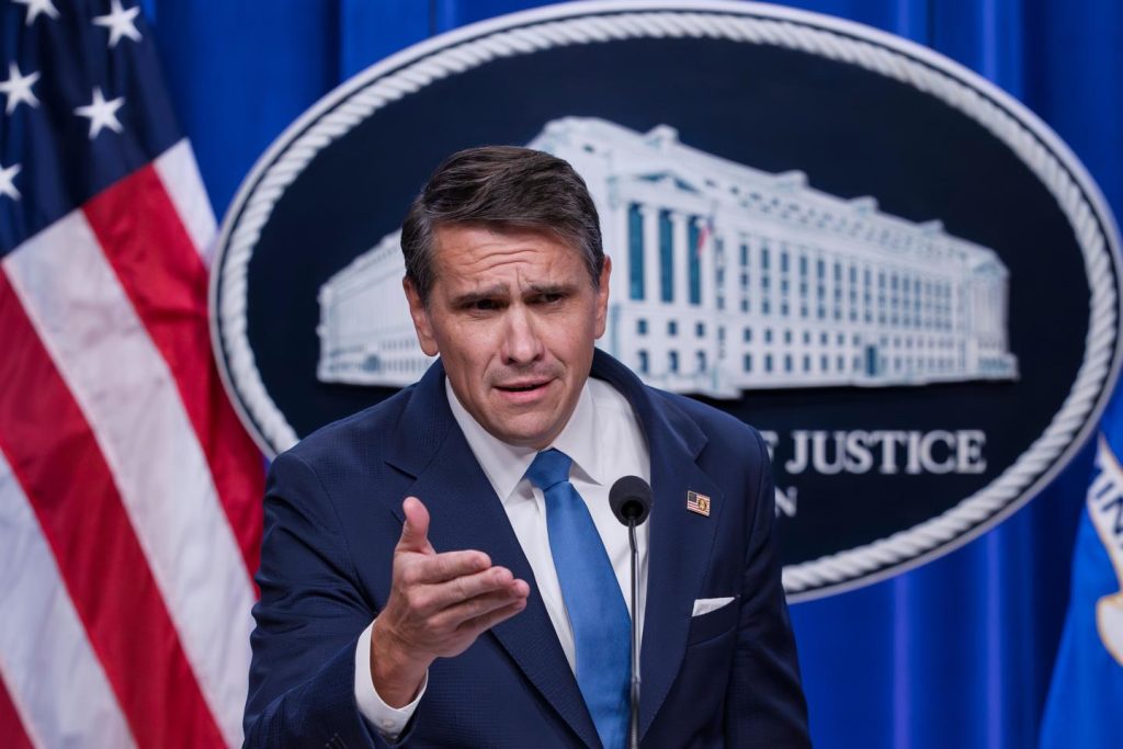 وتستبعد حكومة الولايات المتحدة أي محاكمة أخرى