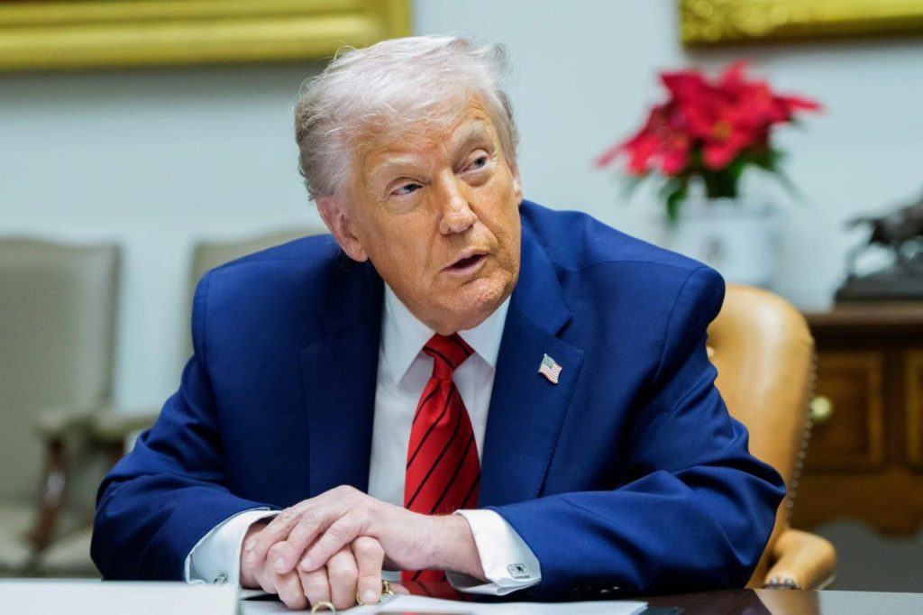 ترامب يعلن عن تعرفة جمركية جديدة بنسبة 10% على شركاء الولايات المتحدة التجاريين