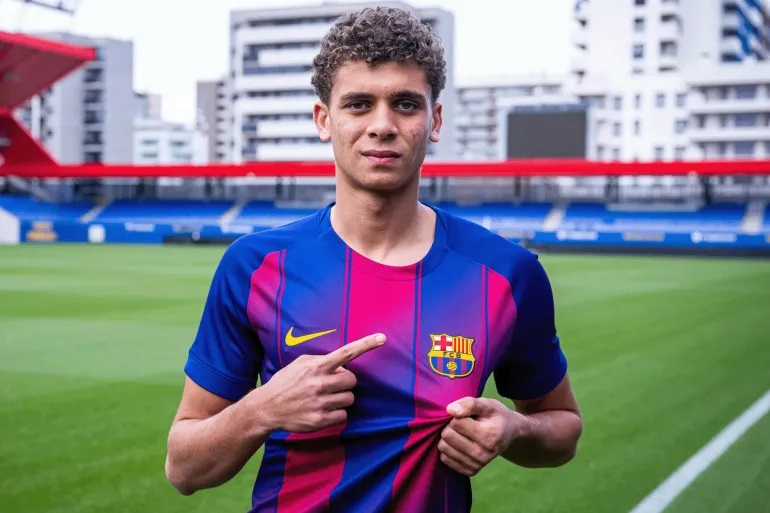 “البيروقراطية” تعرقل الظهور الأول لحمزة عبد الكريم مع برشلونة