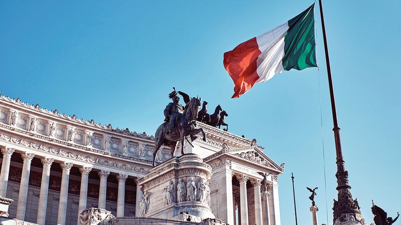 رئيسة الوزراء الإيطالية تغامر بإجراء استفتاء على الإصلاح القضائي